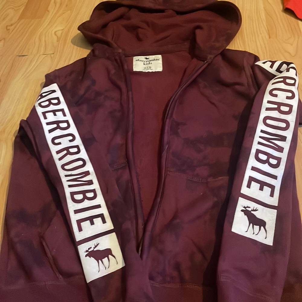 Boys tops